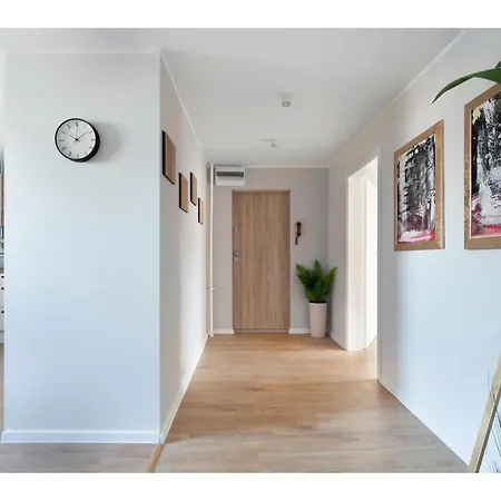 Breeze - Charming Place, 15 Minutes To Old Town & 5 Minutes To Seaside * 格但斯克