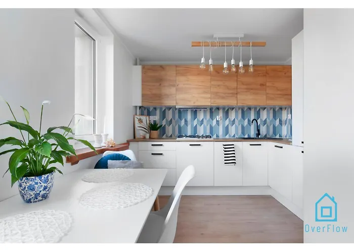 Breeze - Charming Place, 15 Minutes To Old Town & 5 Minutes To Seaside *